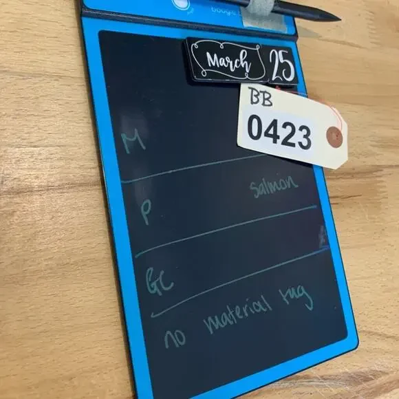 Nike Running T Shirt Mens L Large Salmon Striped Dri Fit Crew Neck Performance - Picture 8 of 9